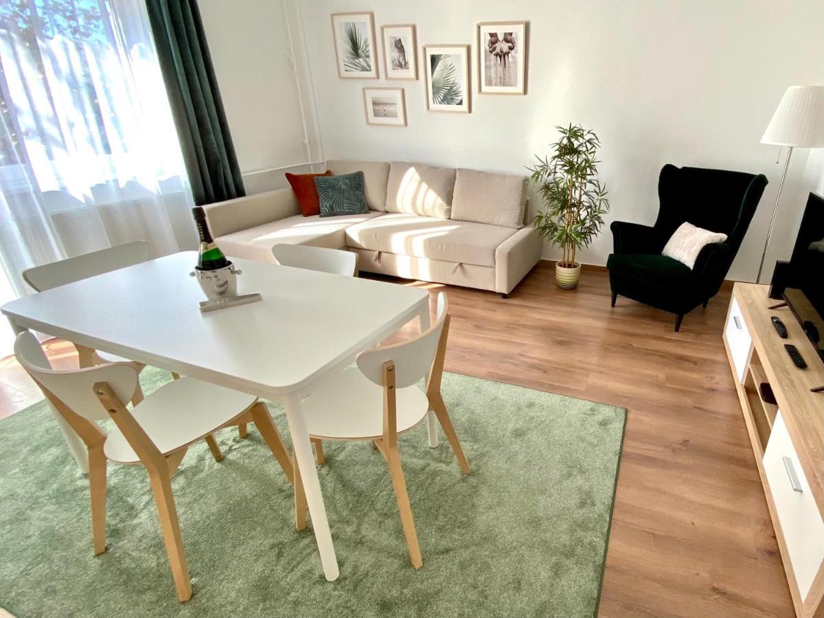 Esther Apartman Tatabanya Exterior photo